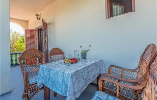 Awesome Apartment In Raslina - Raslina - 2