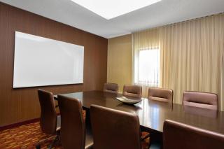 Courtyard by Marriott Dallas-Fort Worth/Bedford - Bedford - 3