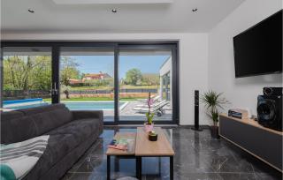 Villa Alison Deluxe - Ružići - 9