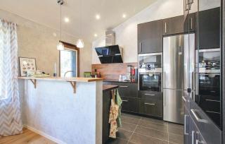 Awesome Home In Löttorp - 6