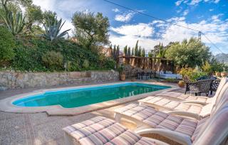 2 Bedroom Beautiful Home In El Gastor - 1