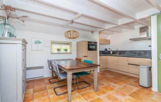 Awesome Home In Ijhorst With Kitchen - IJhorst - 3