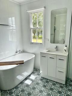 Loretta- a rustic country cottage - Brookfield - 2