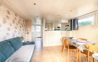 Awesome Home In Criquetot-L'esneval - 9