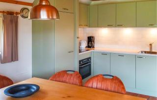 Amazing Home In Ijhorst With Wifi - 5