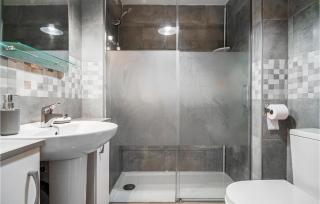 Nice Apartment In Almuñécar With Wifi - 3