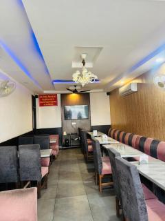Hotel Satkar Residency & Banquets - Khizrābād - 1