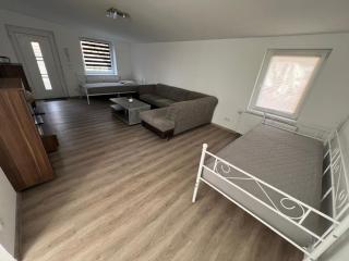 Grosse Möblierte Wohnung Zu Vermieten inkl Parkplatz , Garten - 5