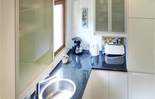 3 Bedroom Beautiful Home In Kirchheim - 5