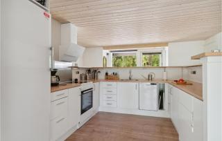 Amazing Home In Glesborg With Wifi - Glesborg - 1