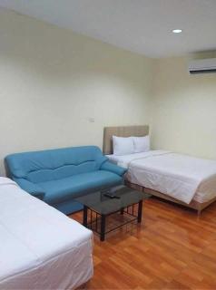 ห้องพักแม่มณี - - 0