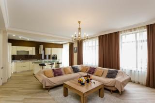 Luxury Apartment on Rustaveli Avenue - Tbilisi - 0