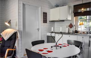 1 Bedroom Stunning Home In Löderup - Löderup - 5