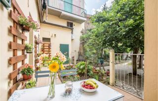 Beautiful Apartment In Monte San Savino - Monte San Savino - 0