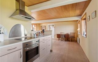3 Bedroom Cozy Home In Østermarie - Østermarie - 5