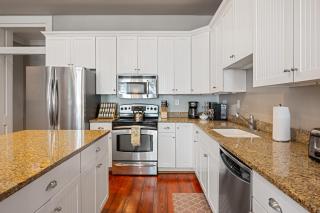 Sleeps 26! Walk To River Street-Bars-Shopping-1-5 - 1