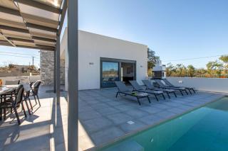 Sage Villa by Vintage Travel - Tavronitis - 3