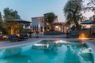 Zervos by Vintage Travel - - 2
