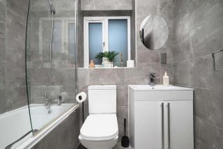 Lovely One Bed Flat in Bushey - Watford - 2