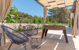 3 Bedroom Gorgeous Home In Jadrtovac - Jadrtovac - 8