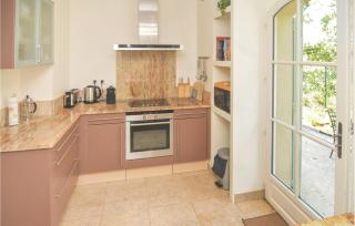 Amazing Home In Saint Remy De Provence - Saint-Rémy-de-Provence - 9