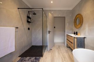Juaqies Island - Jeffreys Bay - 1