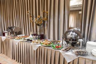 Nur M Hotel - Yakkasaray - 9
