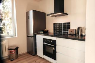 La SUITE'HOME Super Bright Modern Apartment - 2