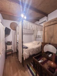 Angels Traditional House - - 2