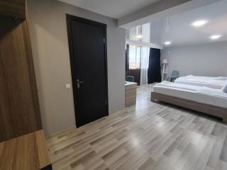 Vita Gardenia Hotel Tskaltubo - Tsqaltubo - 3