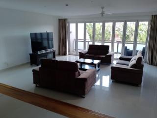 8BR Family Villa by Cliffhanger Villas - Misere - 1
