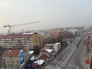 CENTRAL ROOMS WITH GREAT VIEW shared bathroom no parking - Skopje - 3