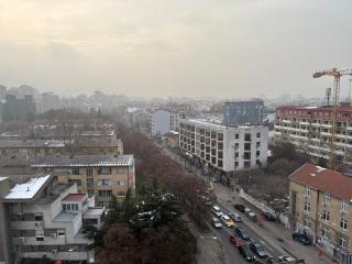 CENTRAL ROOMS WITH GREAT VIEW shared bathroom no parking - Skopje - 4