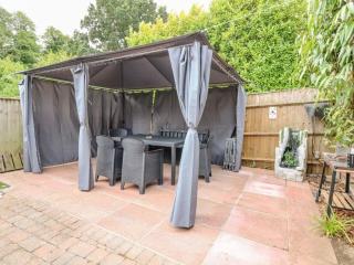 3 Beds 3 Baths 2 Living areas Cinema Room - Brundall - 5