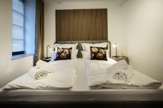 Boardinghaus Grünefeld -W2 - Schöne Serviced Apartments - Küche - Smart TV - P - Premiummatratzen - Rainshower by Wooon - Mettingen - 9