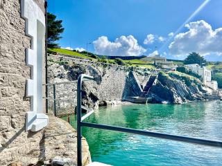 Seafront Cottage - Beach Access - Pet Friendly - Plymouth - 7