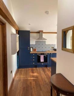 Beautiful converted barn - Partridge Green - 9