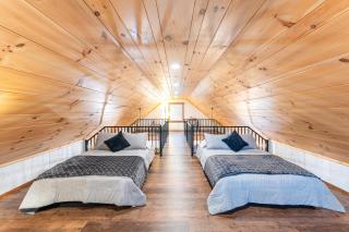 Peaceful Valley Retreat - 1