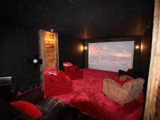 Prestigious Chalet with Pool & Hot tub, Mountain Views for 19 Guests - Vars - 7