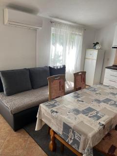 Two bedroom apartment Ivana - 150 m from the beach - Vir - 4
