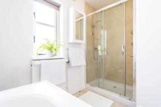 Swift Host 1 bed House Parking Lots of space - Norwich - 9