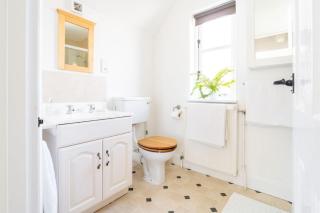 Swift Host 1 bed House Parking Lots of space - Norwich - 4