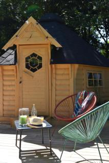 Cabane dans un jardin arboré - LʼAbsie - 2