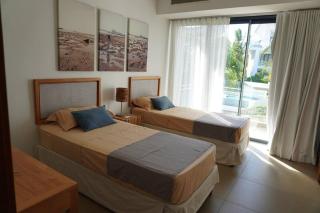 Azuri 4 Bedroom Beachfront Golf Villa - 9