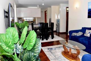 Riverside Spacious Haven - 5