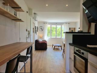 Bright T2 - parking - AC - Aix-en-Provence - 3