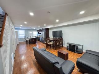 Beautiful 3BR Updated House DC - Private Parking - Washington - 8