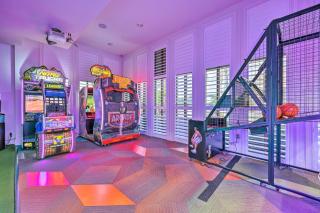 Luxury 5 Bedroom 4 bath private pool Home 228 - Kissimmee - 4
