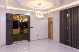 Cozy Nest Studio at East Airport - 9