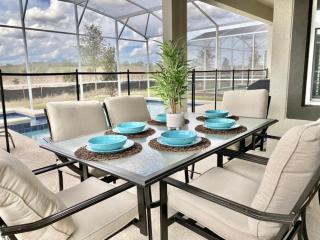 Luxury 6 Bedroom 5 bath pool Home 204 - 1